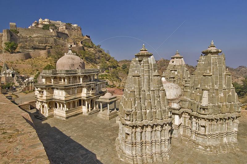 Temples and Palace stand within the walls of the Kumbhalgarh Fort.