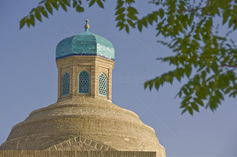 Blue-tiled dome of the covered bazaar.