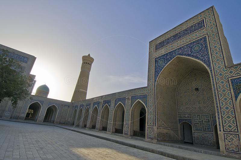 Interior courtyard of the Kalon Mosque.