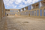 Courtyard of the Tosh-Hovli Palace.