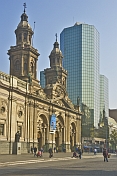 Metropolitan Cathedral of Santiago in the Plaza de Armas.