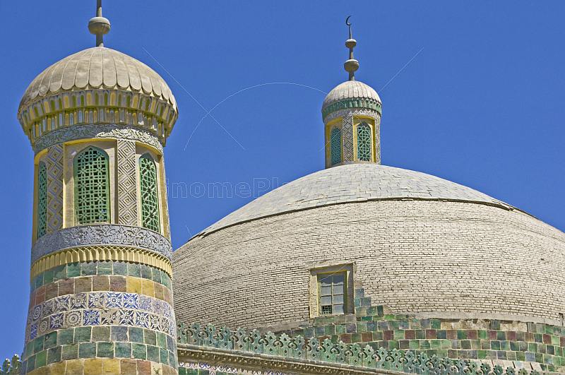 Minaret and dome at Abakh Hoja Tomb.