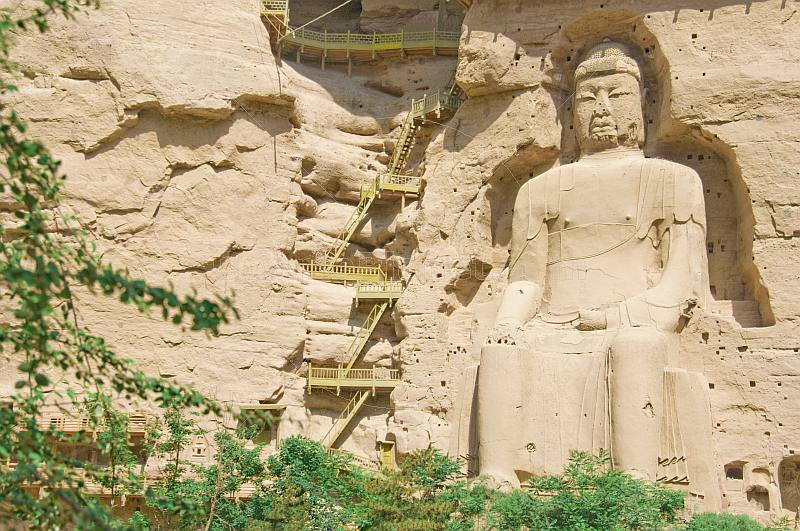 The Giant Buddha statue at Bingling Si, near Yongjing.